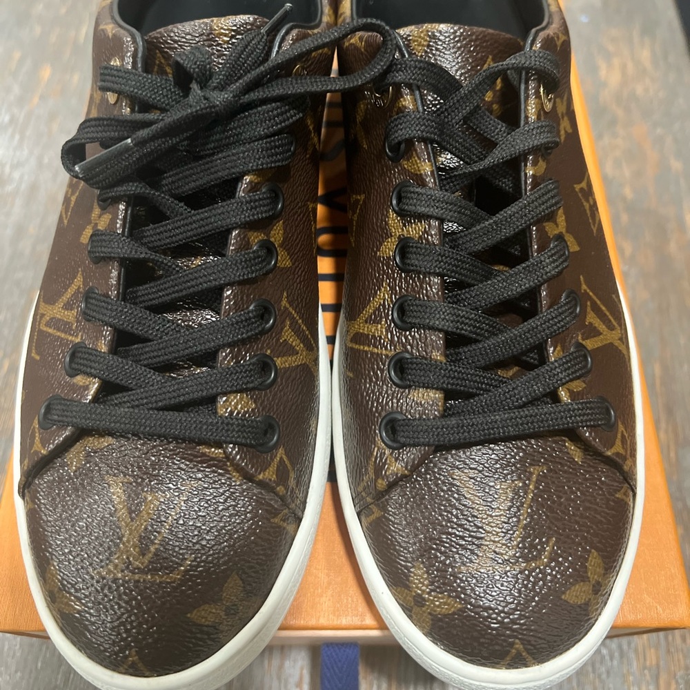 Louis Vuitton Frontrow Sneaker (Size 37)